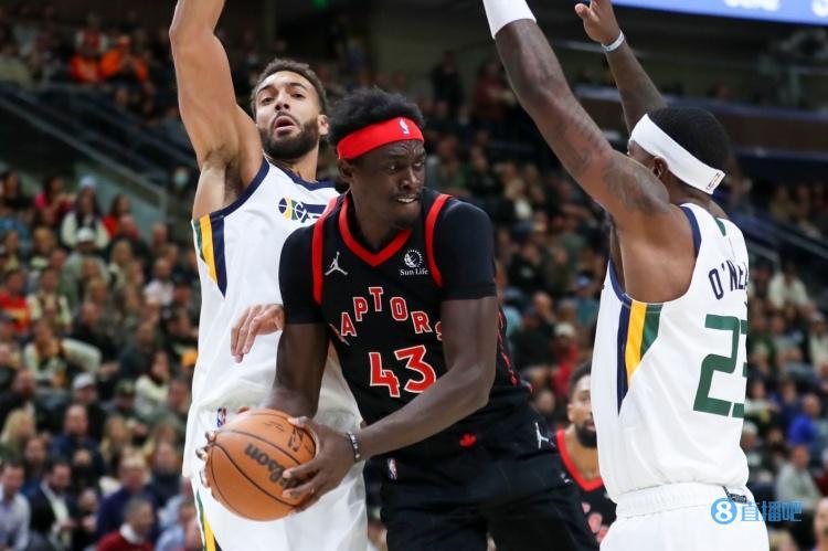 爵士翻盘深圳队，西亚卡姆刷新纪录