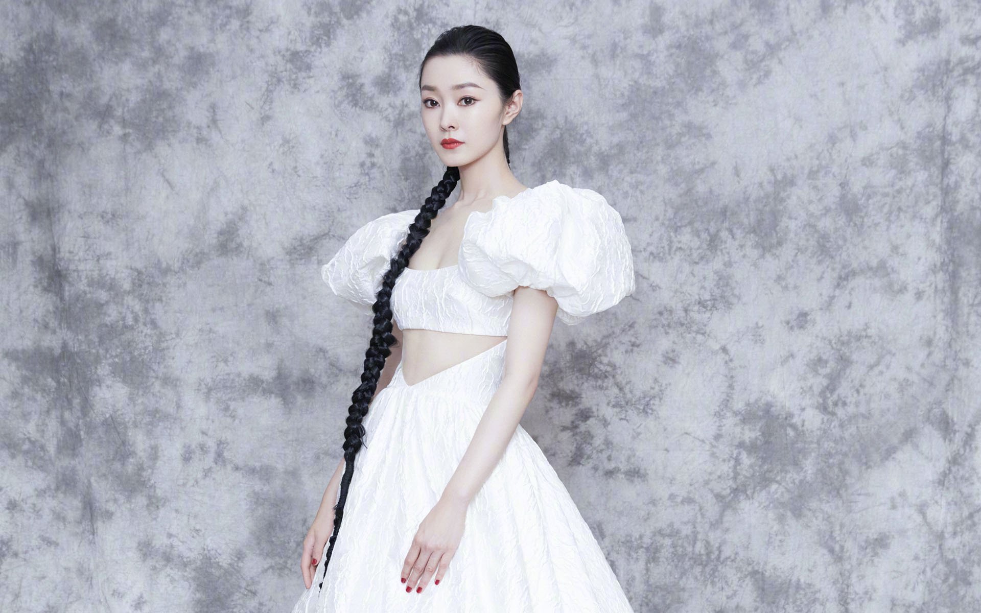 银箭搏击雨幕，40岁孤胆传奇，一场被载入史册的雨战