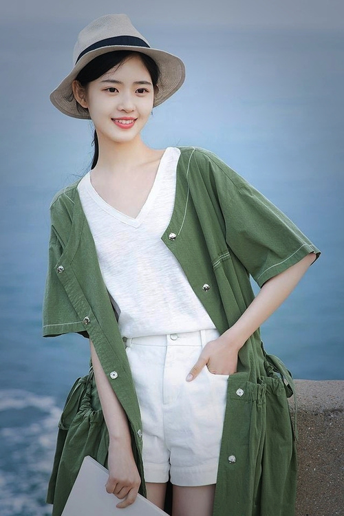 唯一的魔法，巴萨对阵加纳，梅西证明关键时刻唯有他能书写历史