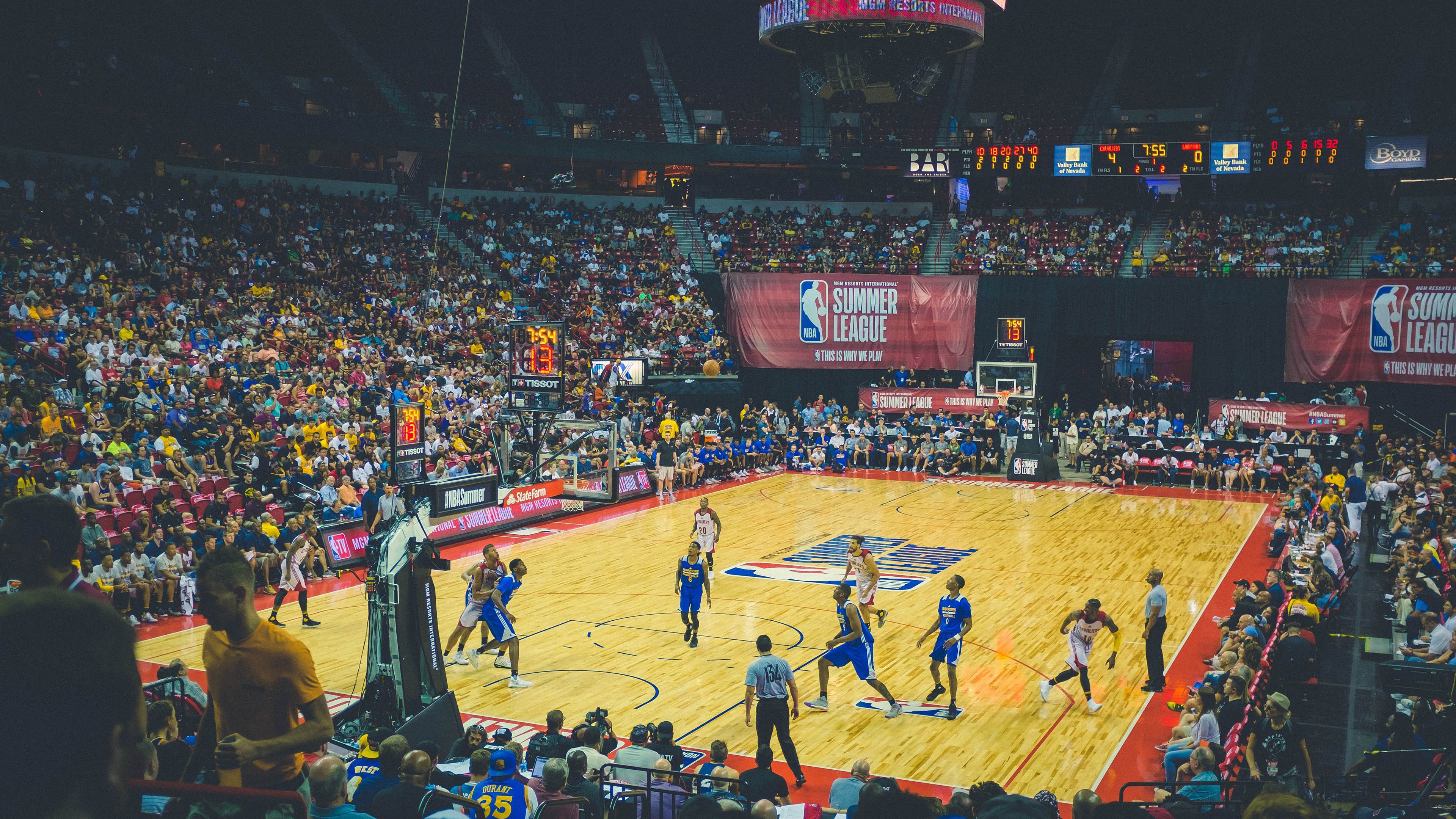 哨响之时，霍勒迪—美加墨世界杯之夜唯一的姓名