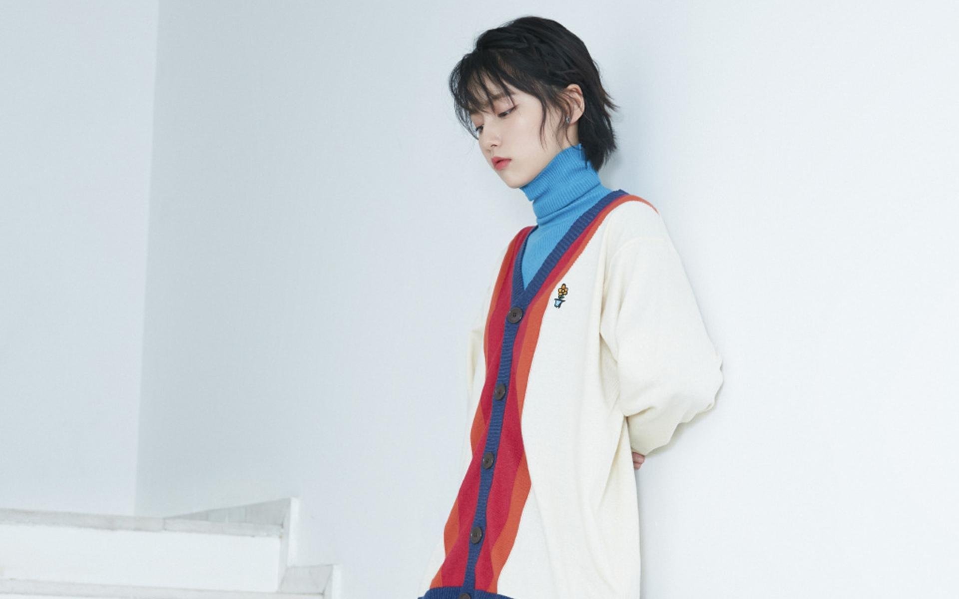 孤岛潮汐图，哈利伯顿在哨声寂静处镌刻的浪痕